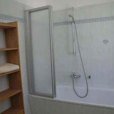 Grosse Ferienwohnung Auf Einem Reiterhof 公寓 *